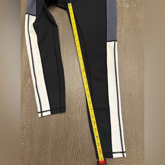 NEOT ALLFENIX COLOR BLOCK LEGGINGS - Size XS SKU:15 - Picture 3 of 6